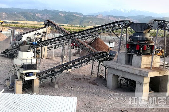 破石機作業(yè)現場